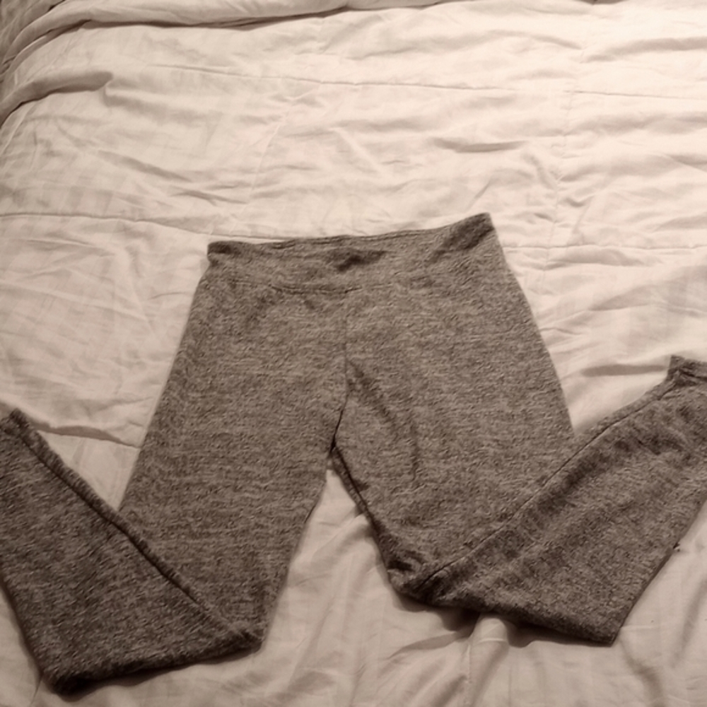 Never worn A new day super soft leggings, size small,‎ light grey